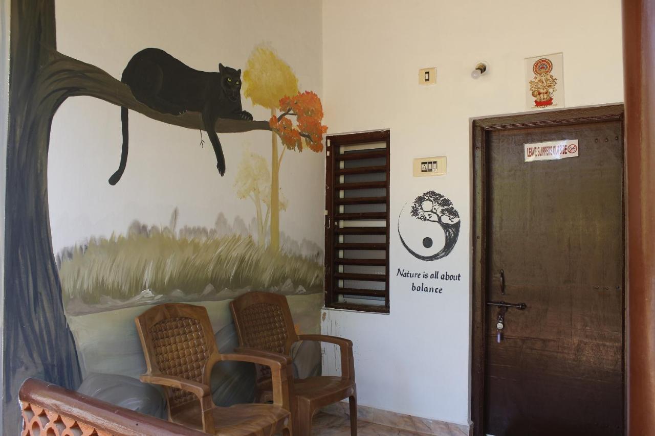 Tusker Tribe Hostel Gokarna  Εξωτερικό φωτογραφία